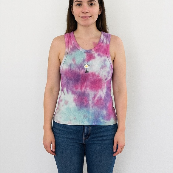 Forever 21 Size Medium Tie Dye Flower Printed Cropped Tank Top. - Picture 1 of 5